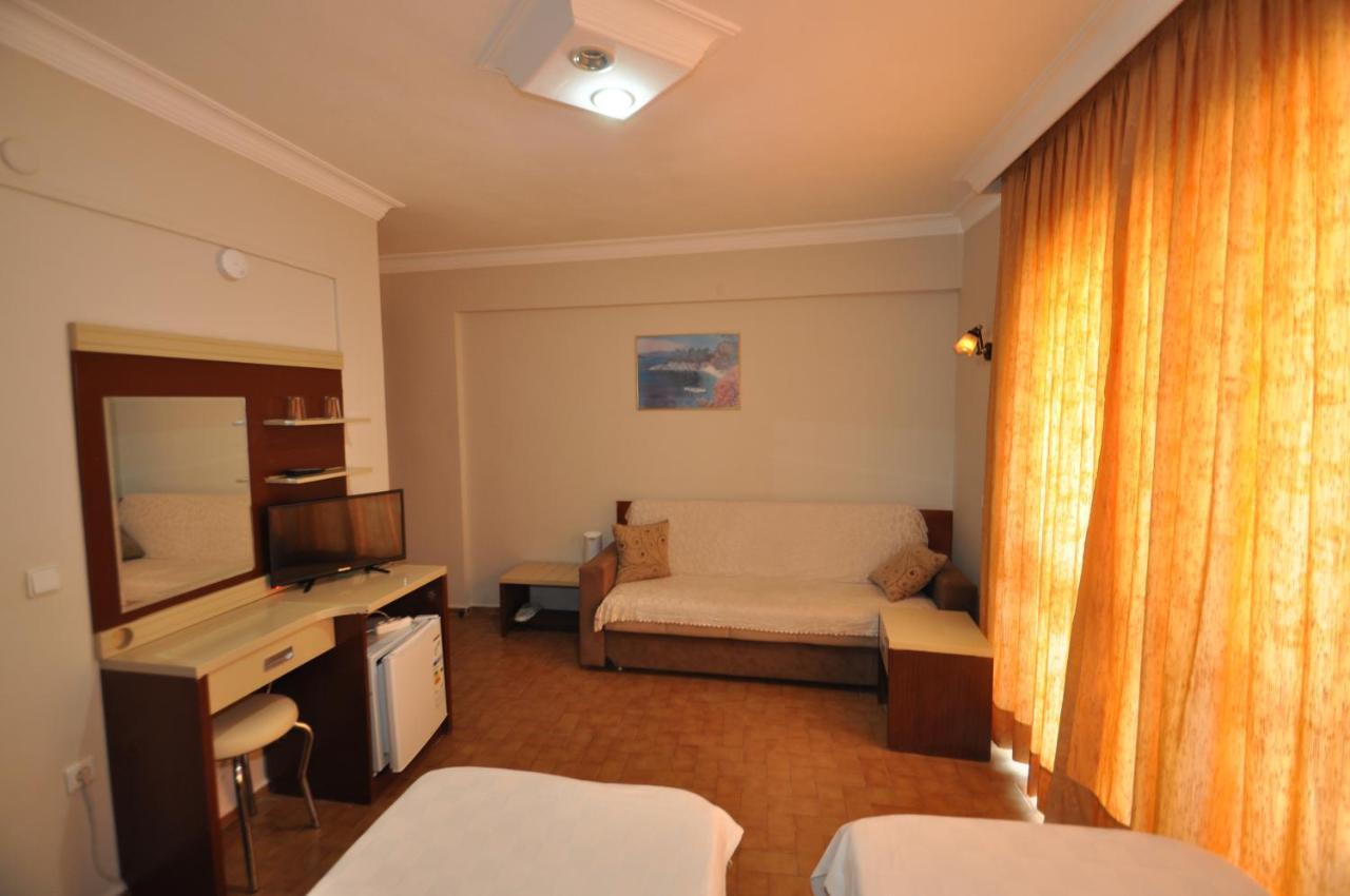 Defne & Zevkim Hotel มาร์มาริส ภายนอก รูปภาพ