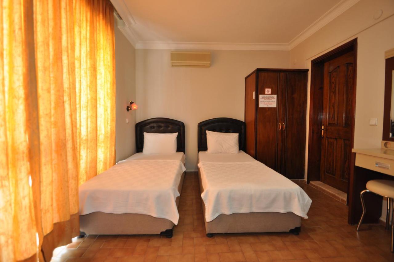 Defne & Zevkim Hotel มาร์มาริส ภายนอก รูปภาพ