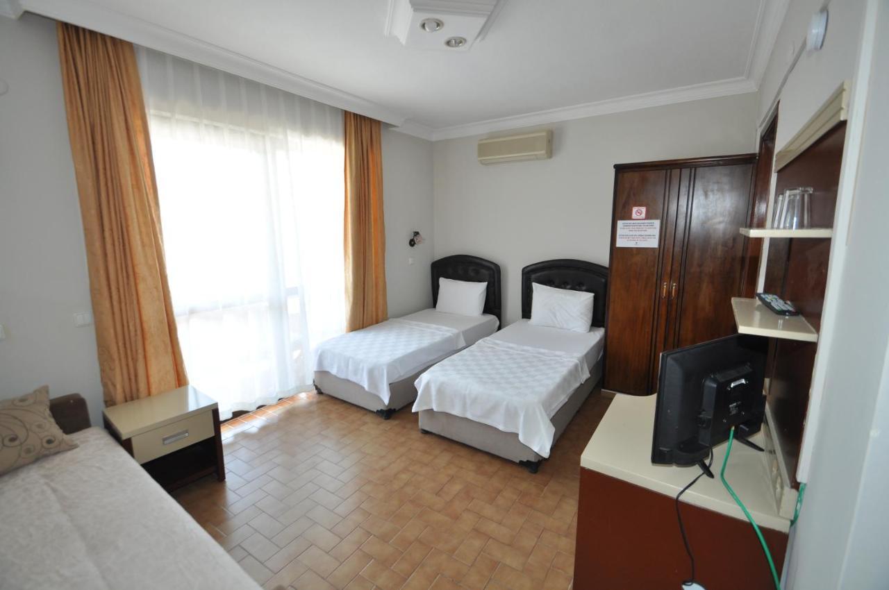 Defne & Zevkim Hotel มาร์มาริส ภายนอก รูปภาพ