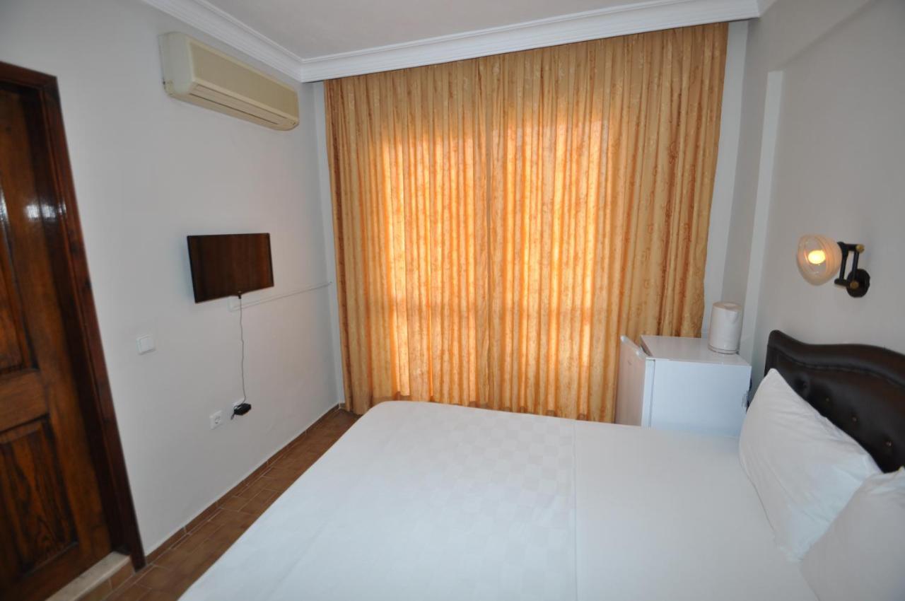 Defne & Zevkim Hotel มาร์มาริส ภายนอก รูปภาพ