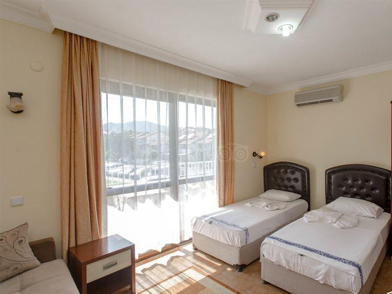 Defne & Zevkim Hotel มาร์มาริส ภายนอก รูปภาพ