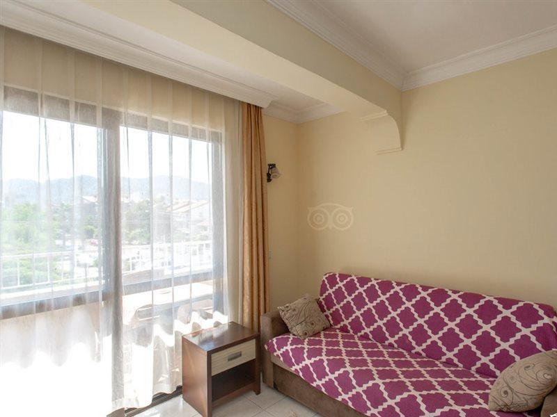 Defne & Zevkim Hotel มาร์มาริส ภายนอก รูปภาพ